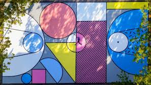 Deze royale en goed onderhouden vrijstaande woning is gelegen in de de stripheldenbuurt. Belgian Basketball Court Refreshed With Mural Based On Colourful Toy Blocks