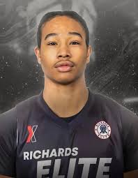 AZ Compass would like to welcome 6'11” 2027 F/C Oliver Bishop to the  program! 🐉 Oliver is a high IQ big that plays physical and crashes boards  with his high level presence