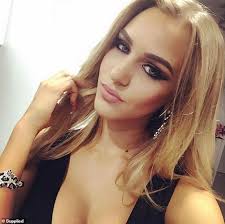 The Quick Flick: Iris Smit mental health battle after rejecting $300k Shark  Tank offer