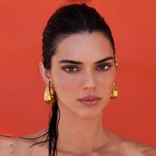 Chloe stout (@chloe_stout)