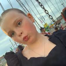 Michaela Carroll (@michaela_grwm125)