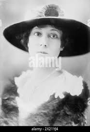 W e ellis Black and White Stock Photos & Images