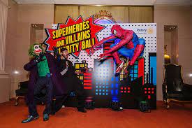 Roll up several balls of green construction paper (or for a. Superhero Themed Party Chunky Onion Productions Ltd Superhero Theme Party Superhero Party Decorations Superhero Theme