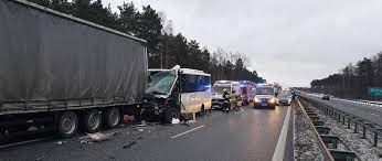 Do zdarzenia doszło we wtorek 20 kwietnia po godz. Trasa S8 Na Wysokosci Miejscowosci Niegow Gmina Zabrodzie Grozny Wypadek Drogowy Autobusu Komenda Powiatowa Panstwowej Strazy Pozarnej W Wyszkowie Portal Gov Pl