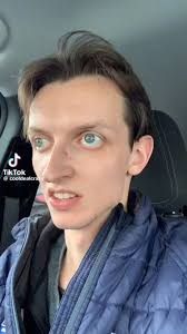 I felt compelled. Had to draw it. Sorry Travis. #bird #pigeon #drawing  #birdsofinstagram