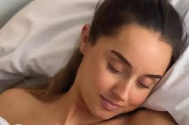 Peter Andre shares intimate pic of wife Emily minutes before baby  daughter's birth