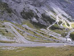 Maar zeker goed te gebruiken als je de dolomiti, het lago di garda of venezia bezoekt. Fietsvakantie Dwars Door De Alpen Boeken Cycletours
