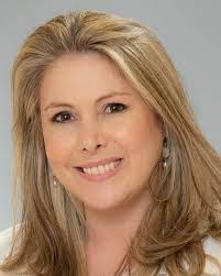 Courtney Babineaux's Instagram, Twitter & Facebook