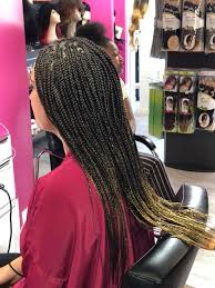 Touches, astuces, cheat du jeu coiffure à la mode : Coiffure Afro A Brest Aissacoiffure Mixte