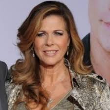 Samantha four years older than tom apparently got the young aspiring actor around her little finger, in no time and when tom was only 21 years old, the two welcomed their first child, colin hanks. Samantha Lewes Wiki Bio Dating Affairs Family Nationality Ethnicity