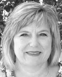 The Indians fall short against Bulldogs, 35-28 Weinert kicks off homecoming  October 3-5