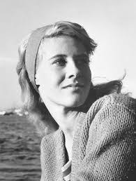 Maude Phipps's Instagram, Twitter & Facebook