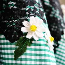 Maison Murasaki By Maki Obara On Instagram Daisy Close Up Each Center Is Beaded With Very Sparkly Swarovski Beads As F Swarovski Beads Daisy Circle Skirt