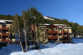 Ski Rental Holidays Les Angles Residence Les Chalets De L Isard