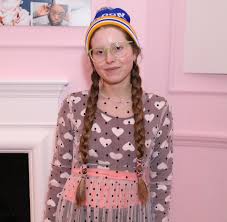 Just incase anybody didnt know jessie cave (the actress who played lavender brown) is a mum now and she is a delight. Harry Potter Star Jessie Cave Reveals She Was Raped By Her Tennis Coach Aged 14