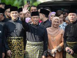 Streaming online full album serta dapatkan koleksi playlist terbaikmu download lagu malaysia jawa mp3 gratis 320kbps (7.12 mb). Pengakuan Pm Malaysia Muhyiddin Yassin Bapak Bugis Ibu Jawa Global Liputan6 Com