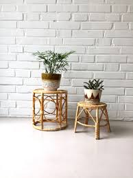 Vintage Blumenhocker Rattan Hocker Set Von Zwei Etsy Decor Side Table Home Decor