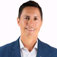Robert Muñoz - Growth Strategy and Operations Executive | LinkedIn