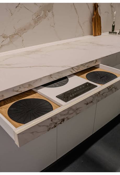 Invisacook: Revolutionizing Modern Kitchen Cooking