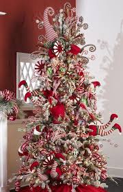 Here you'll find the best christmas tree decorations for 2020, including inspiration for white trees, small trees, and much more. How To Decorate A Christmas Tree Professionally Christmas Decorating Ideas Inspiri In 2020 Creative Christmas Trees Whimsical Christmas Trees Christmas Tree Themes