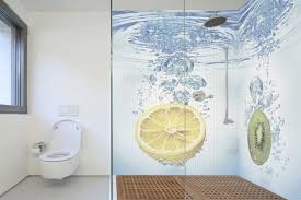 Öyle ki sudan etkilenmeyen duvar kağıtlarına 10 yıl sudan etkilenmeme garantisi veriliyor, bunun yanında bugün sizler için 2017 su geçirmez banyo duvar kağıdı modelleri resim galerisi hazırladık. Suya Dayanikli Duvar Kagidi Modelleri 2017 Dekorasyon Hakkinda Hersey