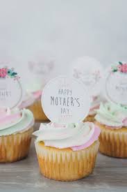 All the very best mother's day cake recipes from when it comes to mother's day gifts, what could be better than these delicious baking ideas! Mother S Day Cupcakes Plus Free Printable Toppers I Scream For Buttercream
