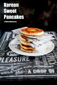 Hotteok Korean Sweet Pancakes Recipe Recipes Korean Kitchen Food