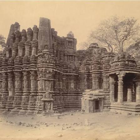 Photographs of Ambarnath Shiv temple taken by british photographers. 📸 1. William Johnson , William Henderson ( 1855-1862) 📸 2. Captain charles scott ( year 1850 ) 📸 3. Henry Cousense (