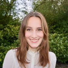 Lucia Brandt's Instagram, Twitter & Facebook