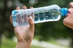 Lantas, seharusnya minum air putih sehari berapa liter? Minum Air Putih 3 Liter Sehari Wanita Ini Kaget Karena Wajahnya Jadi Terlihat 10 Tahun Lebih Muda Semua Halaman Nakita