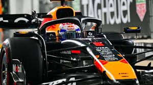 ¡Russell Sorprende! Hamilton Accidente en Práctica Final de Abu Dhabi