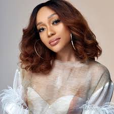 Thabethe started her radio career in 2008 at uj fm before moving on to greener pastures, joining popular youth radio station yfm in 2011 and later joined 5fm. Thando Thabethe Posts Facebook