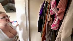 JessieHH Got Stuck To Get Daddys Attention, He Creampie