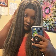 Can cooked chicken be blended for chicken salad?