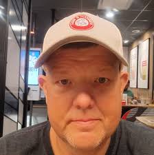 Family time with Emma and Ryder! Ran into my friend T tonight from 3M !!!