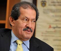 Funcionó como colegio de niñas en la mañana y jóvenes en la tarde con alumnos del sector. Anibal Fernandez De Soto Nuevo Viceministro Del Interior