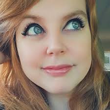 gym influencer asking other gym members permission to film around them