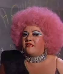 El - Susana Cabrera es un claro ejemplo que el talento lo puede más que una  figura atractiva. Poseedora de una característica voz grave y sonora, fue  parte indispensable en el Cine