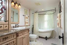 Chairs, dressing tables, wardrobes, dressers, and full length mirrors were just as important to victorian bathroom design as the ubiquitous clawfoot tub. 40 Victorian Primary Bathroom Ideas Photos Home Stratosphere