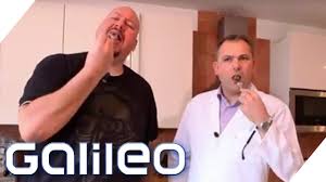 Jumbo schreiner 5l coca cola nicht genug, petition an den softdrinkgiganten für größere colaflaschen. Jumbo Schreiner Der Grosse Nudelcheck Galileo Prosieben Youtube