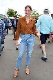 Then, she moved to esher college in elmbridge borough in surrey. Ruth Wilson At Wimbledon In London 07 08 2019 Celebmafia