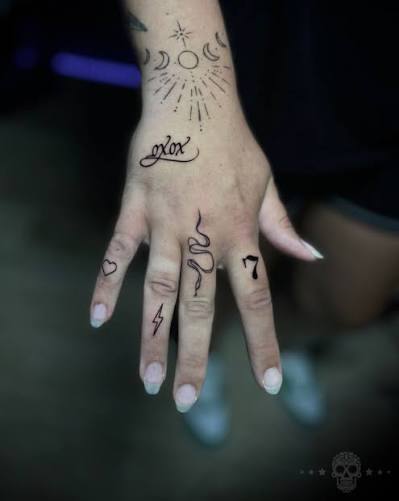 Next time you see a snake just give them the middle finger . . . . . . . #tattoostudio #tattoo #tattoos #tattooartist #ink #tattooart #inked #tattoolife #tattooed #tattooshop #art #tattooing #tattooist #