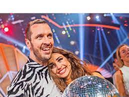 Erst musste sie wegen eines trauerfalls in der familie eine woche aussetzen. Let S Dance Gewinner Pascal Pommes Hens Im Interview Privat Geh Ich Lieber Golfspielen