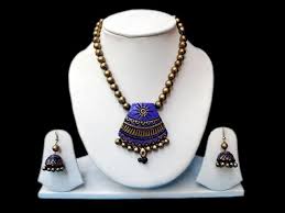 Certificate Course In Terracotta Jewellery Making And Fashion In Bangalore Urbanpro In the jewelry design course, students will be introduced to graphical representation techniques of jewels and gemstones, learning effectively how to merge aesthetics with functionality.