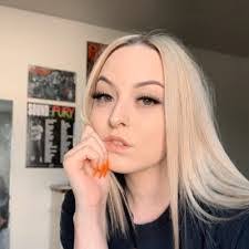 Ashley Denley's Instagram, Twitter & Facebook