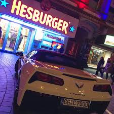 Fast Food Chevrolet Corvette Corvettec7 Stingray Hesburger Hamburg Reeperbahn Dugeilmeile Burger Carporn Foodporn Converti Instagram Suv Cola