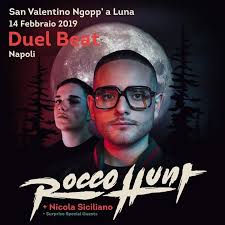 Nel 2010 pubblica il suo primo mixtape. Rocco Hunt A Voce De Vajuni Home Facebook