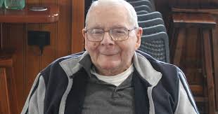 Goulburn's Ron Butterworth celebrates 100th birthday in style