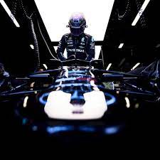 Die rennstrecke ist sehr gelungen, das wird ein. Formel 1 Qualifying Von Baku Mit Hamilton Verstappen Live Im Tv Stream Ticker