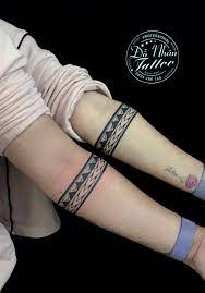 Nghệ thuật maori có nguồn gốc từ polynesia và được coi là thiêng liêng. Tattoo Vong Tay Maori Cáº·p Hinh Ä'á»— Nhan Tattoo Studio Facebook